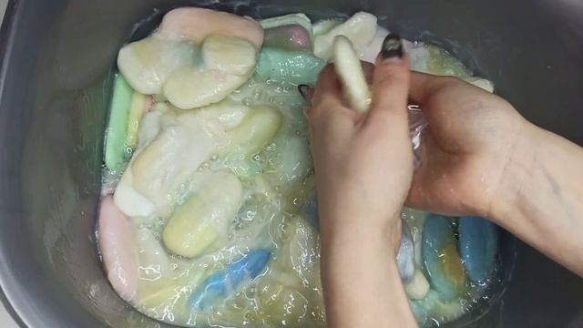 SOAKED SOAP/ASMR/ ОБМЫЛОЧКИ МЫЛЕНИЕ+СПАСЕНИЕ+РАЗМОКШЕЕ смотреть онлайн