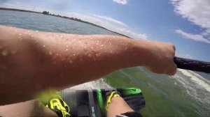 Вейкбординг за катером