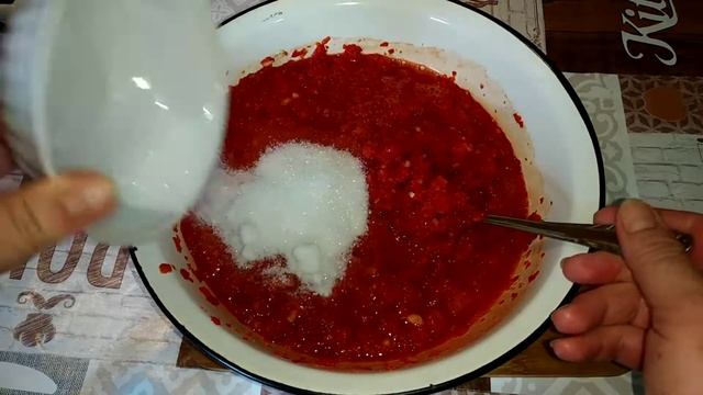Аджика из болгарского перца.сырая аджика.#консервацияназиму #аджика#аджика из болгарского перца