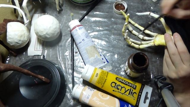 Сувенир на Хеллоуин. Рука скелета смотреть онлайн