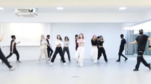 Dreamcatcher(드림캐쳐) 'MAISON' Dance Video (연습실 ver.)