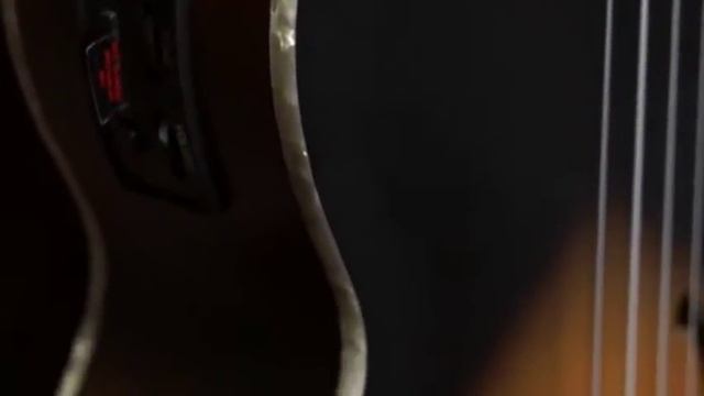 Kala KA JTE 2TS Tenor Archtop Acoustic Electric Ukulele Demo With Maria смотреть онлайн