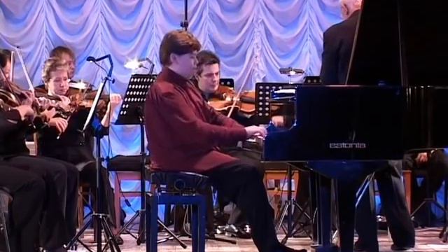 Бетховен Концерт №3 1 я часть смотреть онлайн