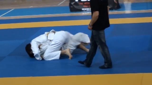 Dragan Anastasovski - BJJ Serbia Open 2011 - third fight - lose смотреть онлайн