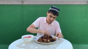 Ферганский ПЛОВ кушаем руками.Плов от Ферганца.