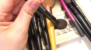 VLOGtober 2018. День 26. Наводим порядок на косметическом столе .