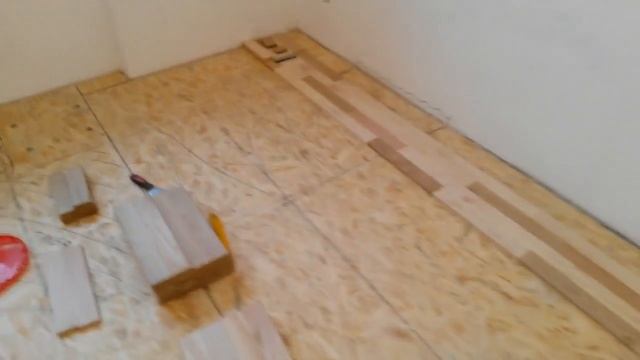 ЖЕСТЬ! Укладка мешаного паркета на клей КС-3. :))) смотреть онлайн