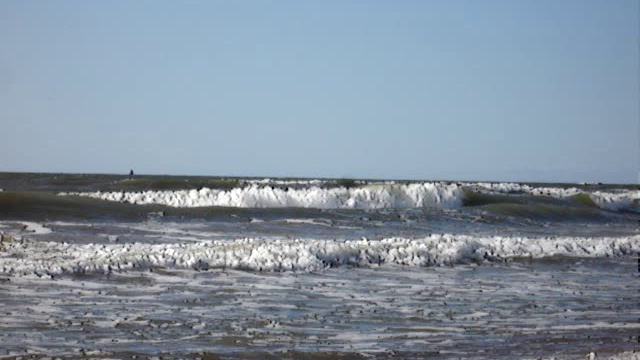 море
