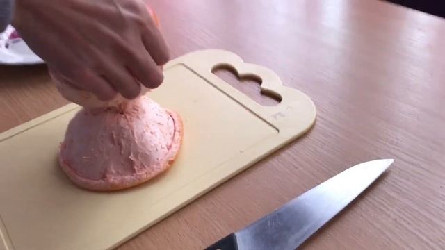 Чистим грейпфрут правильно и быстро