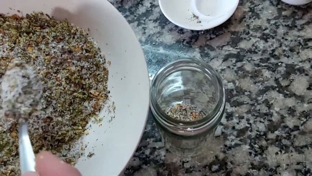 Diferentes SALES especiadas! смотреть онлайн