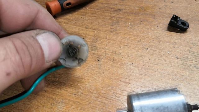 Актуатор центрального замка, что внутри. смотреть онлайн