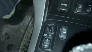 Замена лампочки в кнопке DAC и 2nd start Toyota Land Cruiser Prado 120