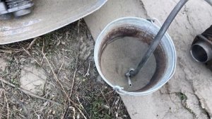 Ручной ПЕСКОСТРУЙ против ОЧЕНЬ РЖАВОГО чугунного цилиндра К-750. А силёнок хватит??