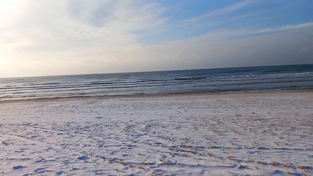 Балтийское море,  пустой пляж и ветер #балтийскоеморе #balticsea
