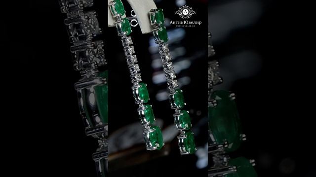 Серьги подвески с бриллиантами и изумрудами. Хадижат Алисултанова. Ювелирные украшения АнтикЮвелир
