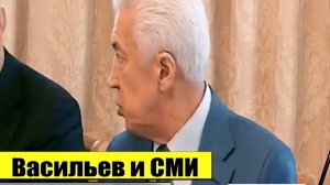 Владимир Васильев и СМИ Дагестана за круглым столом