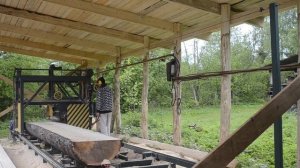 Угловая дисковая пилорама "Север-550" в работе. 2 куба за 7 минут!