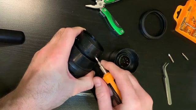 Ремонтируем Nikon 18-55 мм. Устранение люфта, клина и писка. смотреть онлайн