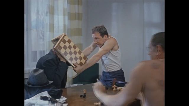 Ухи! Ухи, ухи! смотреть онлайн