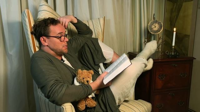 МАКСИМ АВЕРИН - Читает Х. К. Андерсена // Гадкий утёнок смотреть онлайн