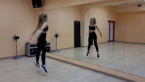 Присед с выпрыгиванием - Техника выполнения упражнения