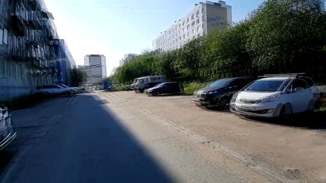 Снежногорск. Летняя прогулка по городу ... и воспоминания. Июнь 2022 г. Часть 1 смотреть онлайн