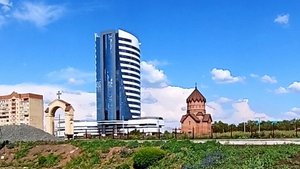 Магнитогорск, армянская церковь, бизнес-комплекс Евразия-центр, торговые центры (03.07.2021)