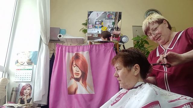 Стрижёмся под короткую Классическую стрижку машинкой. смотреть онлайн