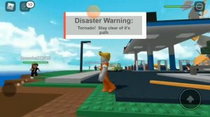 Играю в роблокс выживание на острове с моим другом