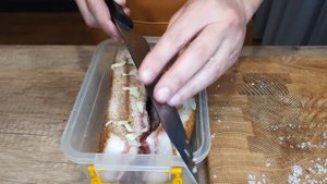 Как засолить сало? Солим сало и получаем удовольствие. [How to salute fat?]