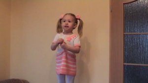 Вышла курочка гулять - Stefania Lewicka (3 года)