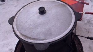 Уха из Осетрины с щукой.Рецепт в казане на костре.