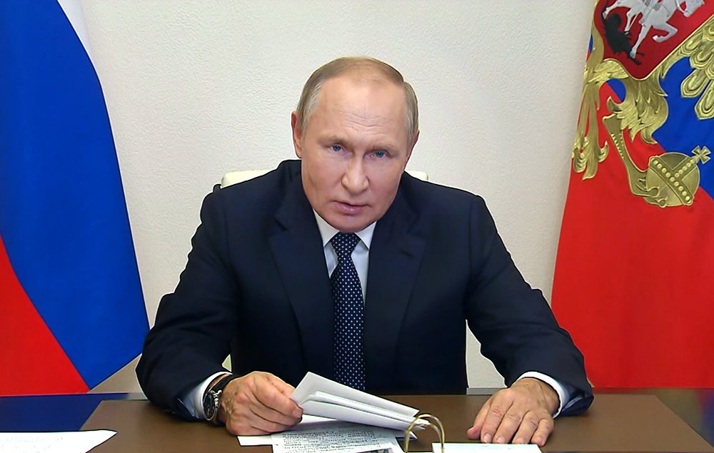 Путин дал указание усилить защиту объектов критической инфраструктуры / События на ТВЦ