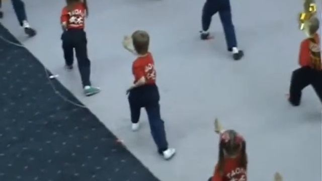 Никита 功夫 Хромов. Выход Красного Дракона. смотреть онлайн