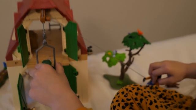 VLOG Как болеет Алиса в номере отеля. Молодец, Борис смотреть онлайн