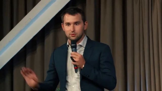Карьерный рост: путь от продавца до владельца бизнеса