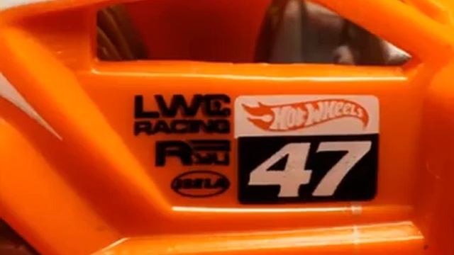 HOT WHEELS OFF ROAD CLOSE UP смотреть онлайн