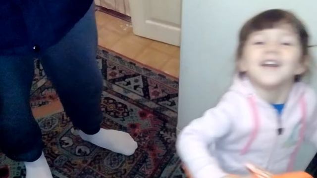 Прикол с маленькой девочкой смотреть онлайн