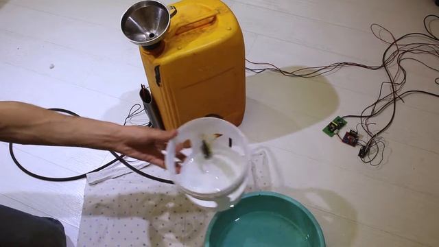 Автоматическая поилка для птиц DIY АРДУИНО