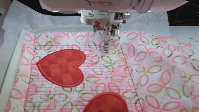 OML Embroidery Live! - Mug Rug Monday Be my Valentine? смотреть онлайн