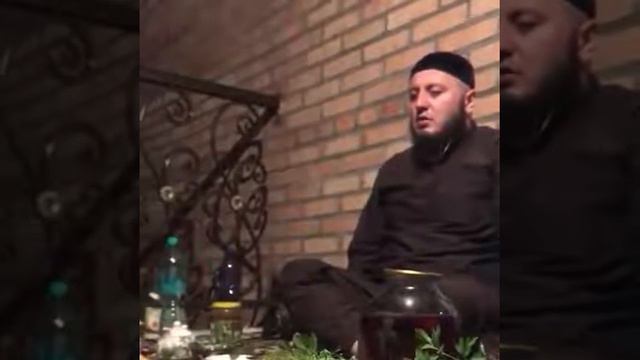 МОВЛИД ЧЕЧЕНЦЕВ ВМЕСТЕ С ИМАМОМ МЕЧЕТИ АВТУРЫ ИМЕНЕМ АВЛИЙАЪА БАМАТ-ГИРЕЯ МИТАЕВА В СЕЛЕНИИ АВТУРЫ смотреть онлайн