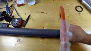 Как разрезать трубу под углом 90 градусов.