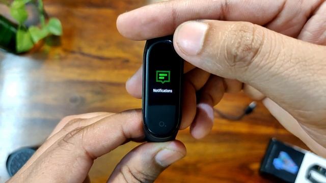 Mi band 4 in India Review, Price in India | Best Budget Fitness Band