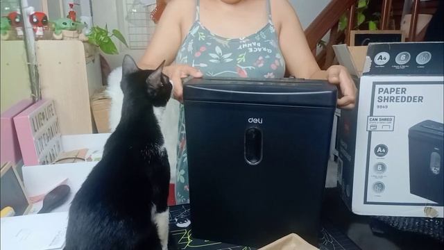 DELI PAPER SHREDDER UNBOXING and REVIEW. DELI E9949 смотреть онлайн