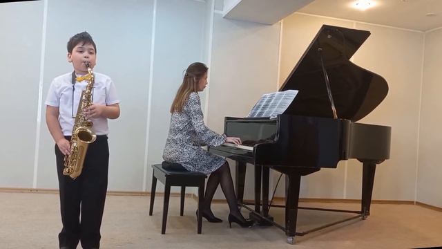 Шмелиный уик-энд И. Шильцева смотреть онлайн