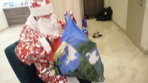 К нам пришёл Дед Мороз, внук сразу раскусил🤣