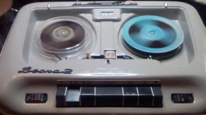 Первое включение магнитофона Весна 2 1967 г без профилактики