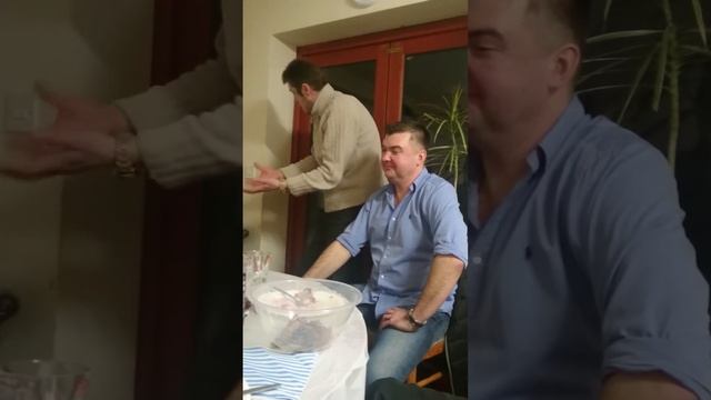 Хороший анекдот от друзей смотреть онлайн