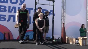 Стеклянный человек у Виктора Блуда.