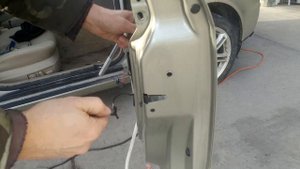 Ремонт микрика в замке двери Audi A6 C5